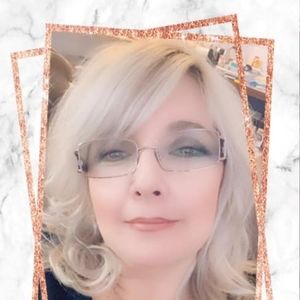 Meet your Posher, Janine